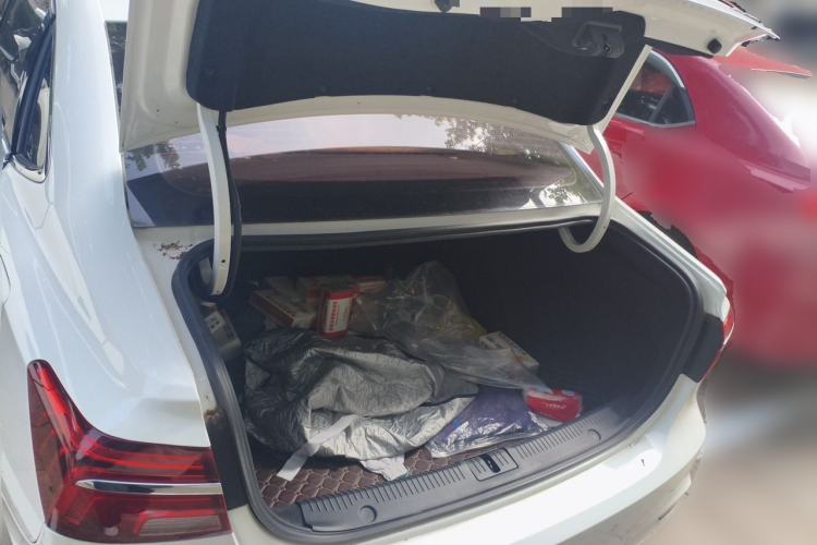 Used Roewe i6 2019 PLUS 1.6L CVT 4G Connected Flagship Deluxe Edition Trunk