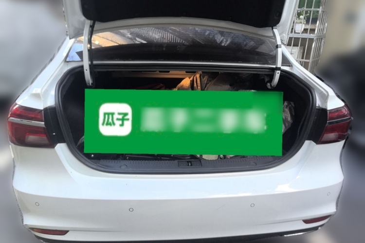 Used Roewe i6 2019 PLUS 1.6L CVT 4G Connected Flagship Deluxe Edition Trunk