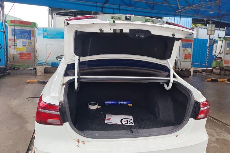 Used Roewe i6 2019 PLUS 20T TST 4G Connected Flagship Superb Edition Trunk