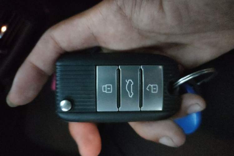 Used Roewe i6 2019 PLUS 1.6L CVT 4G Connected Flagship Deluxe Edition Vehicle Key