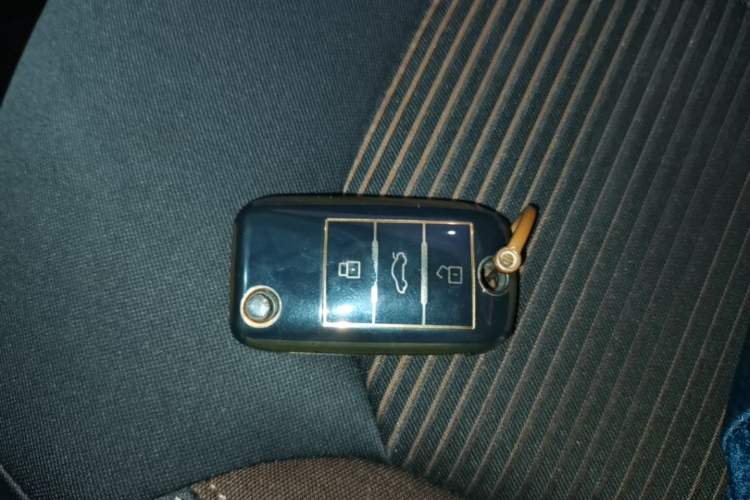 Used Roewe i6 2019 PLUS 1.6L CVT 4G Connected Luxury Deluxe Edition Vehicle Key