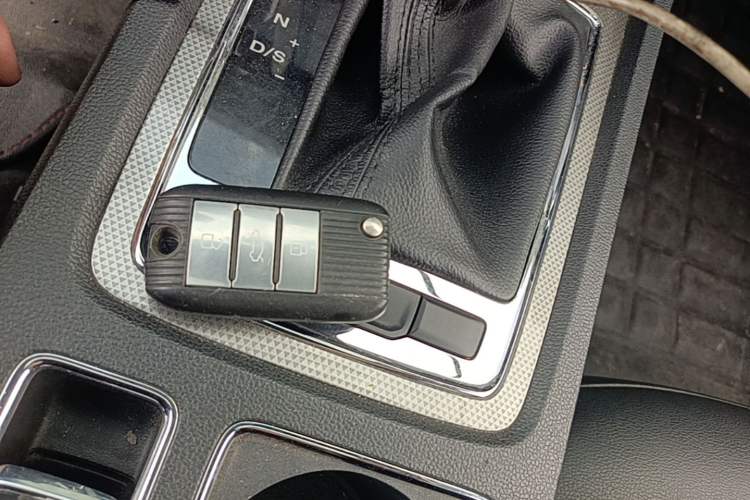 Used Roewe i6 2019 PLUS 1.6L CVT 4G Connected Flagship Deluxe Edition Vehicle Key