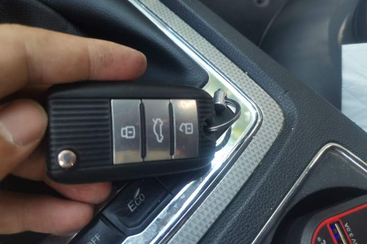 Used Roewe i6 2019 PLUS 1.6L CVT 4G Connected Flagship Deluxe Edition Vehicle Key