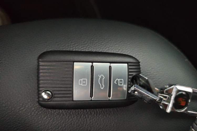 Used Roewe i6 2019 PLUS 1.6L CVT 4G Connected Flagship Deluxe Edition Vehicle Key