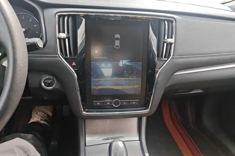 Used Roewe i6 2020 PLUS 1.6L CVT 4G Connected Glory Flagship Edition Audio And AC Panel
