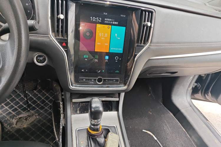 Used Roewe i6 2020 PLUS 1.6L CVT 4G Connected Glory Flagship Edition Audio And AC Panel