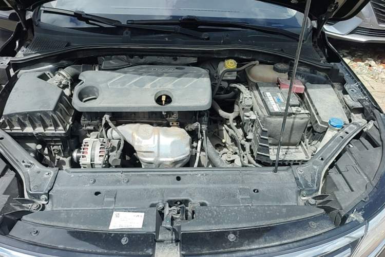 Used Roewe i6 2020 PLUS 1.6L CVT 4G Connected Glory Flagship Edition Engine Bay