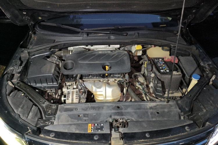 Used Roewe i6 2020 PLUS 1.6L CVT 4G Connected Glory Flagship Edition Engine Bay