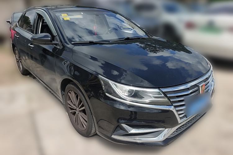 Used Roewe i6 2020 PLUS 1.6L CVT 4G Connected Glory Flagship Edition Front Right 45 Deg