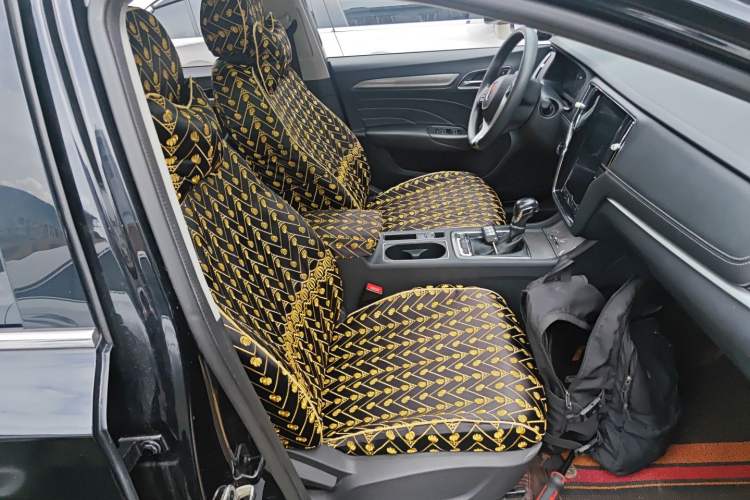 Used Roewe i6 2020 PLUS 1.6L CVT 4G Connected Glory Flagship Edition Right Front Seat