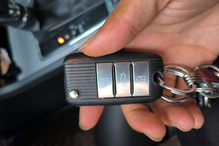 Used Roewe i6 2020 PLUS 1.6L CVT 4G Connected Glory Flagship Edition Vehicle Key