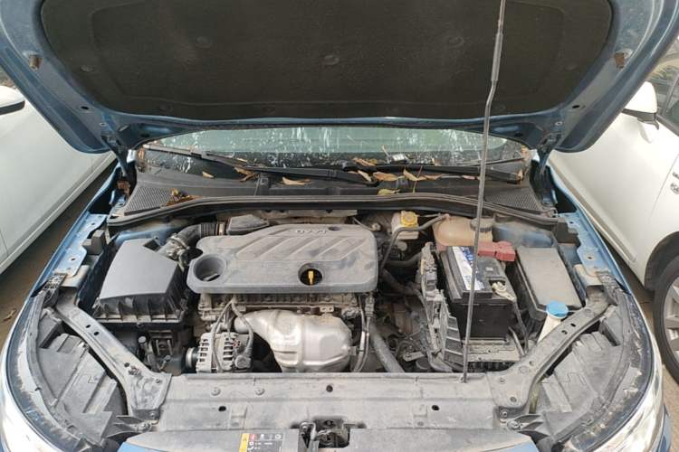 Used Roewe i6 2020 PLUS 1.6L CVT 4G Connected Glory Flagship Edition Engine Bay