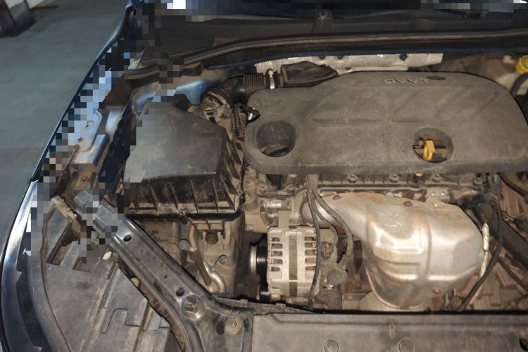 Used Roewe i6 2020 PLUS 1.6L CVT 4G Connected Glory Flagship Edition Engine Bay Right