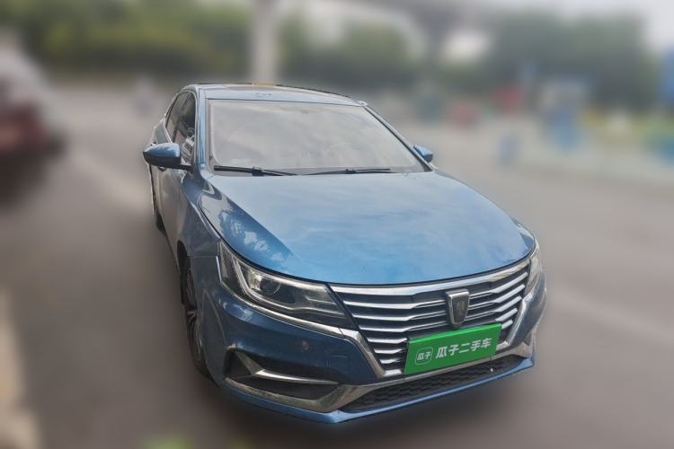 Used Roewe i6 2020 PLUS 1.6L CVT 4G Connected Glory Flagship Edition Front Right 45 Deg