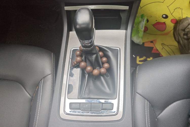 Used Roewe i6 2020 PLUS 1.6L CVT 4G Connected Glory Flagship Edition Gear Lever