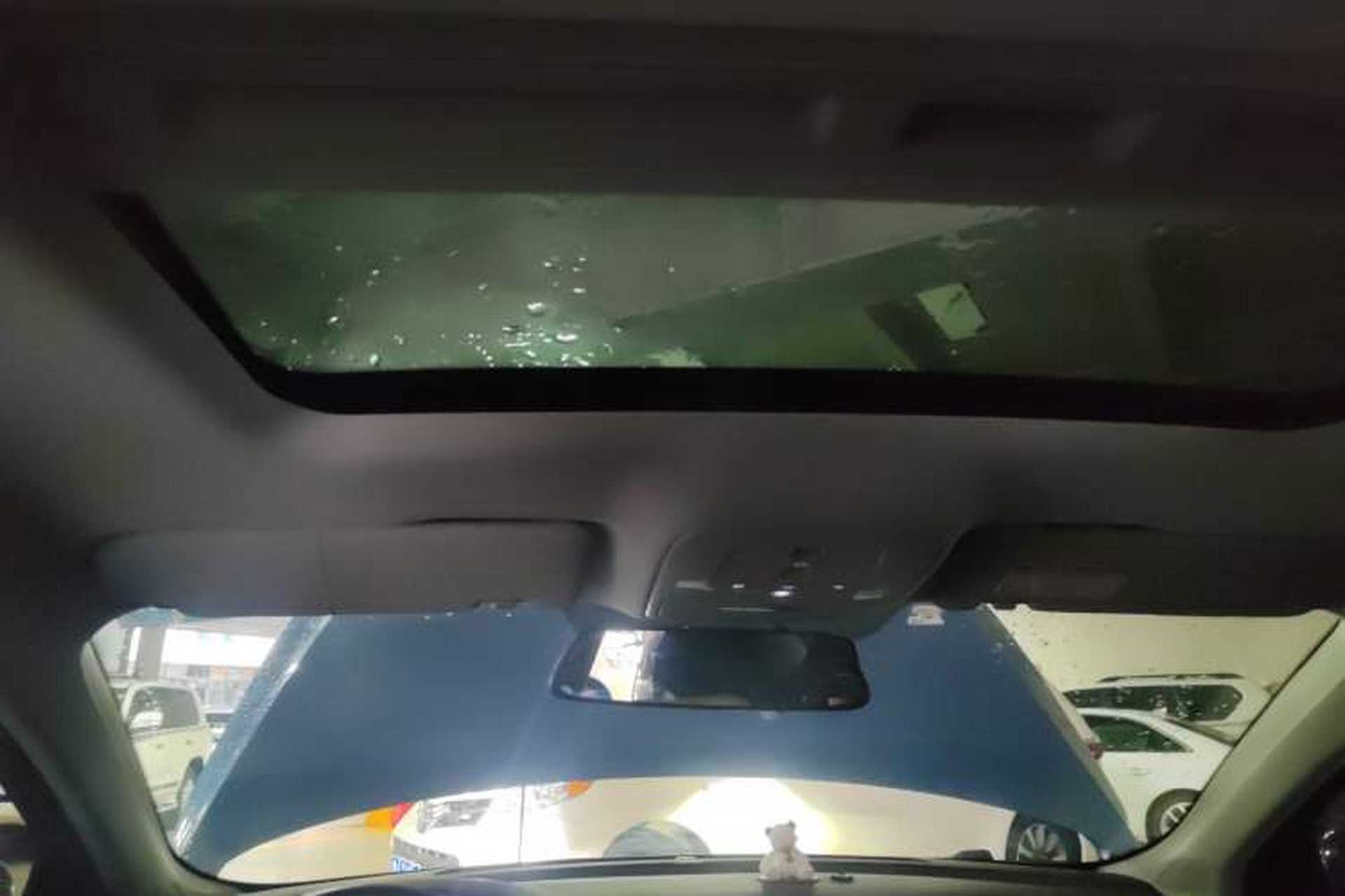 Used Roewe i6 2020 PLUS 1.6L CVT 4G Connected Glory Flagship Edition Headliner