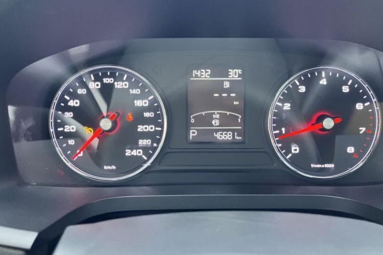 Used Roewe i6 2020 PLUS 1.6L CVT 4G Connected Glory Flagship Edition Instrument Cluster