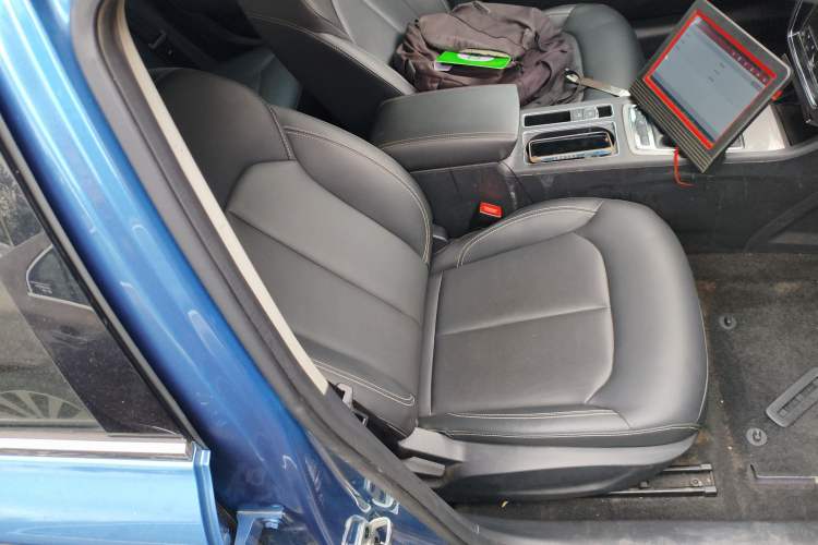 Used Roewe i6 2020 PLUS 1.6L CVT 4G Connected Glory Flagship Edition Right Front Seat