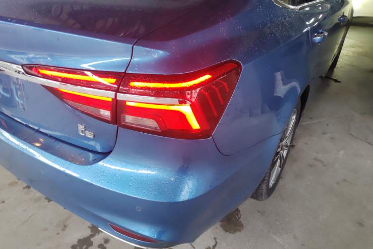 Used Roewe i6 2020 PLUS 1.6L CVT 4G Connected Glory Flagship Edition Right Rear Taillight
