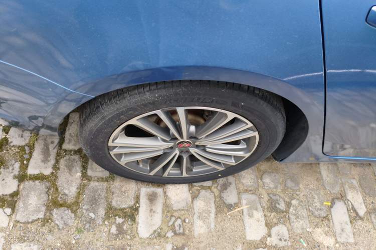 Used Roewe i6 2020 PLUS 1.6L CVT 4G Connected Glory Flagship Edition Right Rear Wheel Hub