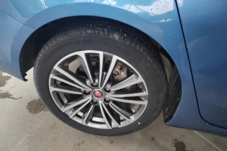 Used Roewe i6 2020 PLUS 1.6L CVT 4G Connected Glory Flagship Edition Right Rear Wheel Hub