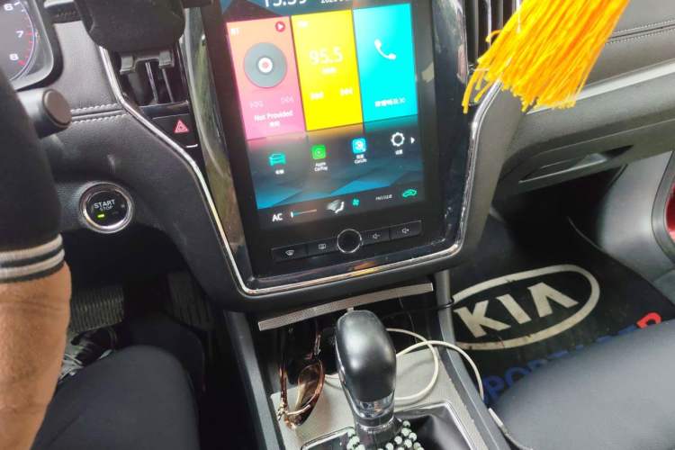 Used Roewe i6 2020 PLUS 1.6L CVT 4G Connected Glory Flagship Edition Audio And AC Panel