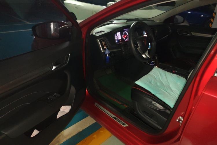 Used Roewe i6 2020 PLUS 1.6L CVT 4G Connected Glory Flagship Edition Driver Seat