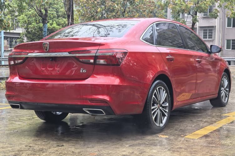 Used Roewe i6 2020 PLUS 1.6L CVT 4G Connected Glory Flagship Edition Exterior 3