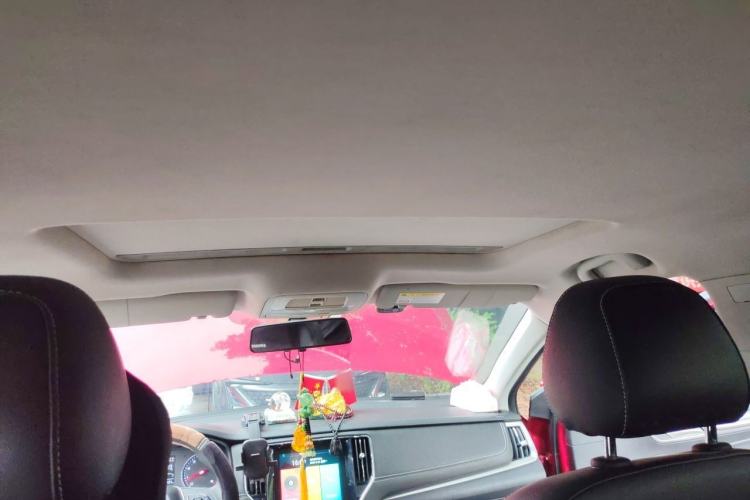 Used Roewe i6 2020 PLUS 1.6L CVT 4G Connected Glory Flagship Edition Headliner