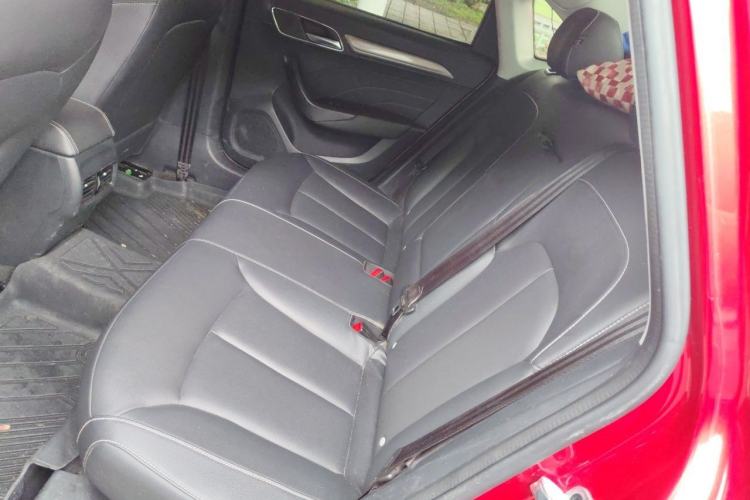Used Roewe i6 2020 PLUS 1.6L CVT 4G Connected Glory Flagship Edition Left Rear Seat