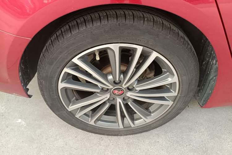 Used Roewe i6 2020 PLUS 1.6L CVT 4G Connected Glory Flagship Edition Right Rear Wheel Hub