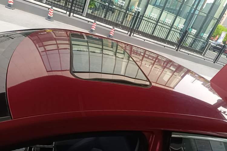 Used Roewe i6 2020 PLUS 1.6L CVT 4G Connected Glory Flagship Edition Roof