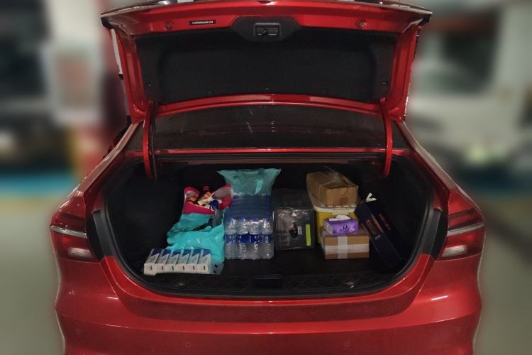 Used Roewe i6 2020 PLUS 1.6L CVT 4G Connected Glory Flagship Edition Trunk