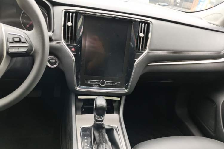 Used Roewe i6 2020 PLUS 1.6L CVT 4G Connected Glory Flagship Edition Audio And AC Panel