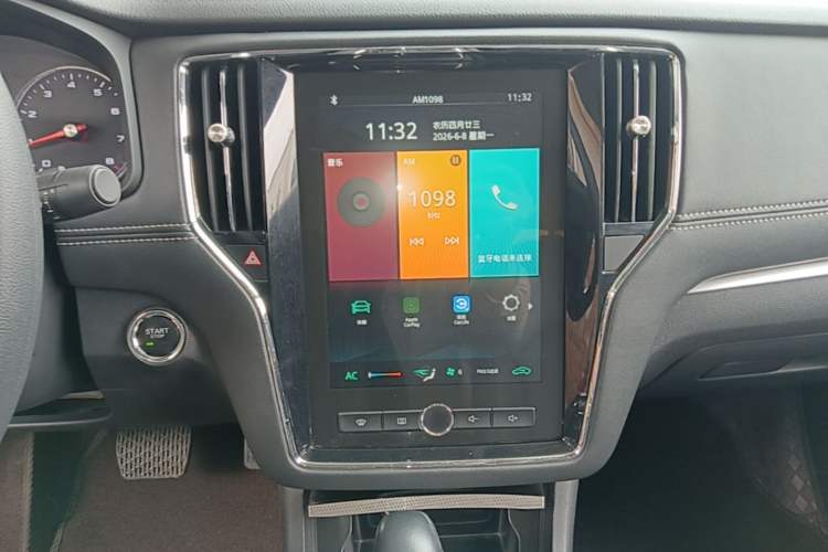 Used Roewe i6 2020 PLUS 1.6L CVT 4G Connected Glory Flagship Edition Audio And AC Panel