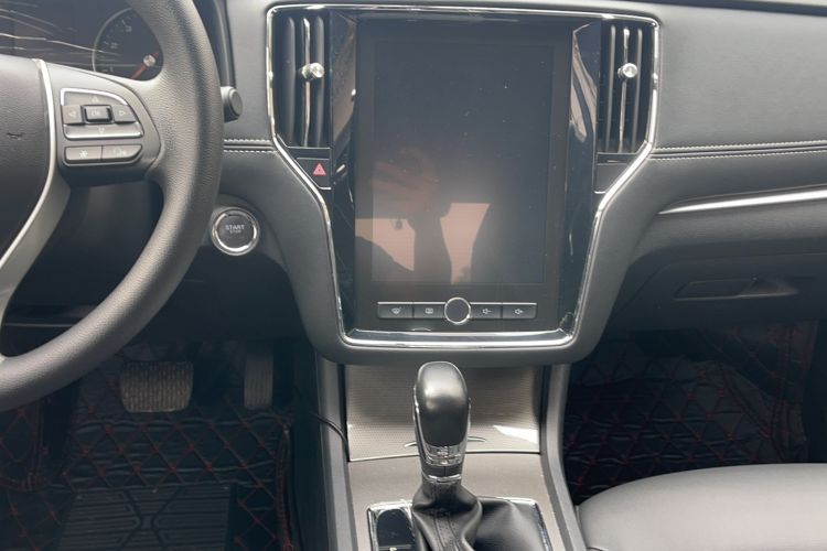 Used Roewe i6 2020 PLUS 1.6L CVT 4G Connected Glory Flagship Edition Audio And AC Panel