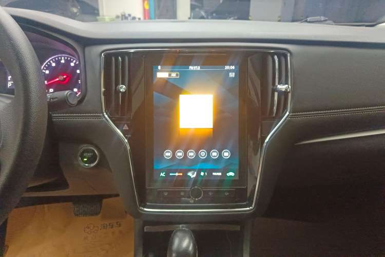 Used Roewe i6 2020 PLUS 1.6L CVT 4G Connected Glory Flagship Edition Audio And AC Panel
