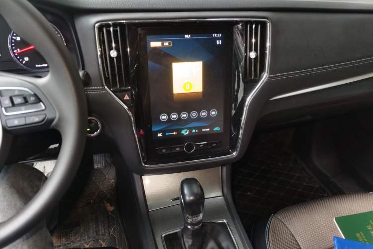 Used Roewe i6 2020 PLUS 1.6L CVT 4G Connected Glory Flagship Edition Audio And AC Panel
