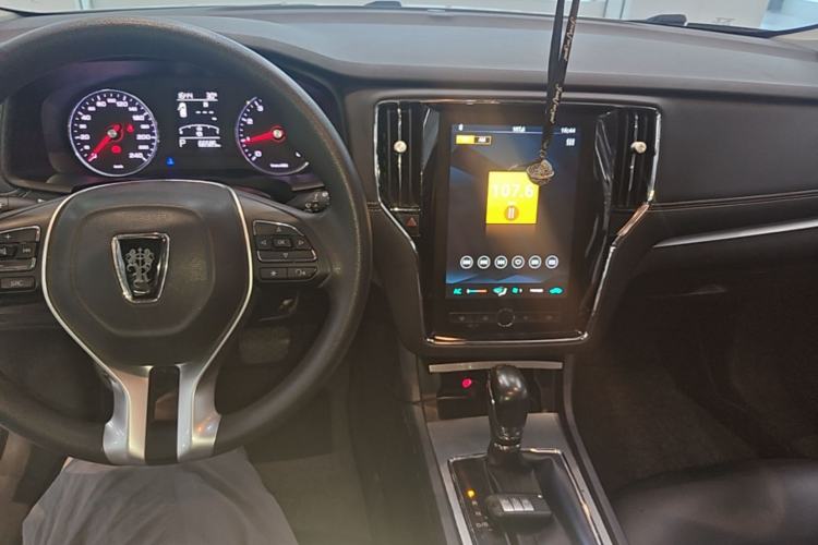 Used Roewe i6 2020 PLUS 1.6L CVT 4G Connected Glory Flagship Edition Center Console