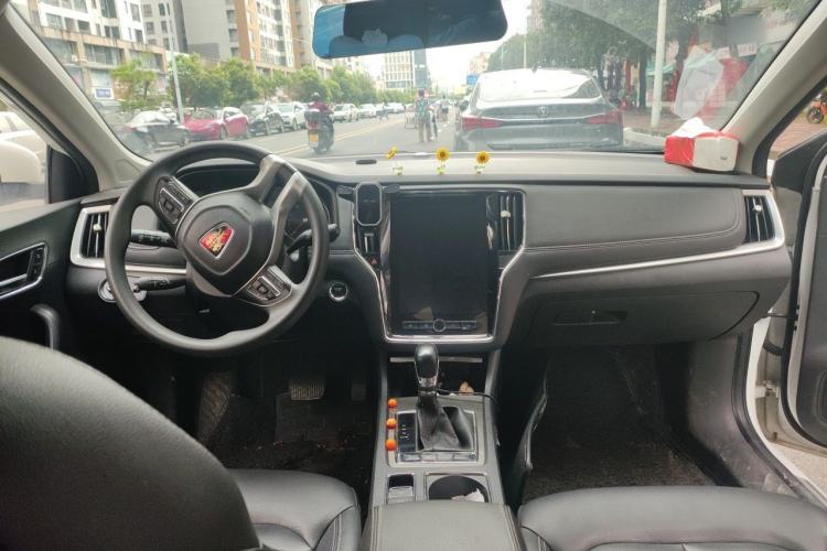 Used Roewe i6 2020 PLUS 1.6L CVT 4G Connected Glory Luxury Edition Center Console