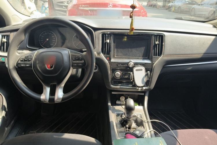 Used Roewe i6 2020 PLUS 1.6L CVT 4G Connected Glory Luxury Edition Center Console