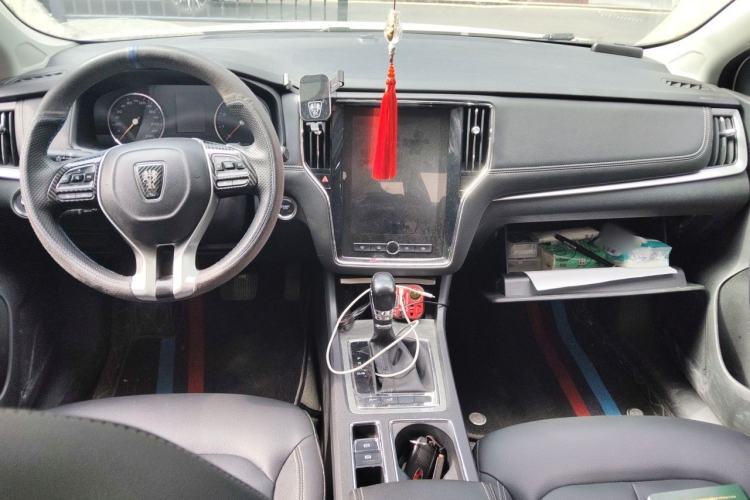 Used Roewe i6 2020 PLUS 1.6L CVT 4G Connected Glory Flagship Edition Center Console