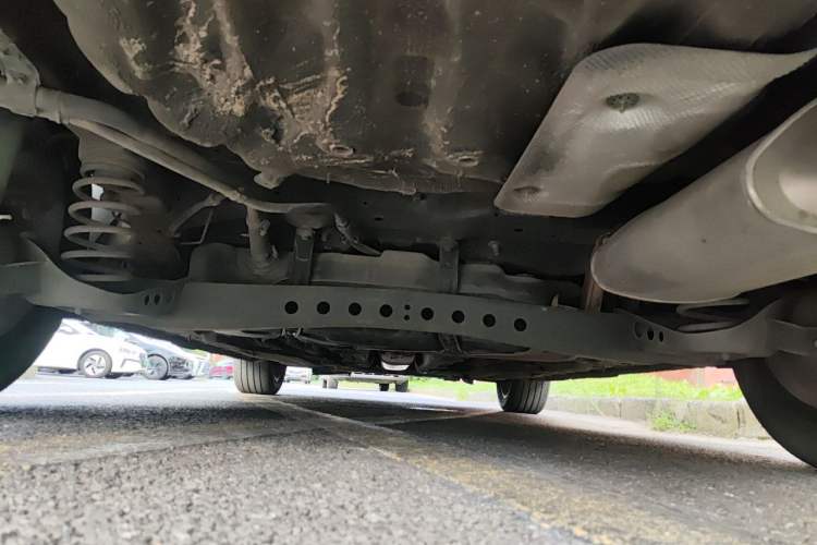 Used Roewe i6 2020 PLUS 1.6L CVT 4G Connected Glory Flagship Edition Chassis Rear