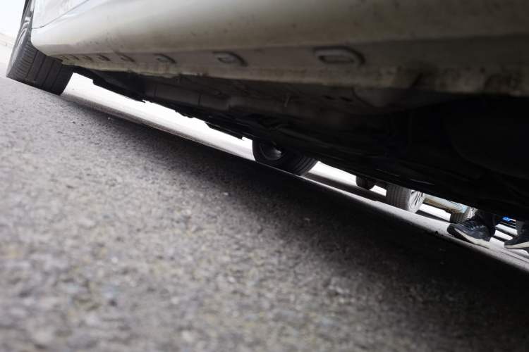 Used Roewe i6 2020 PLUS 1.6L CVT 4G Connected Glory Flagship Edition Chassis Rear Left