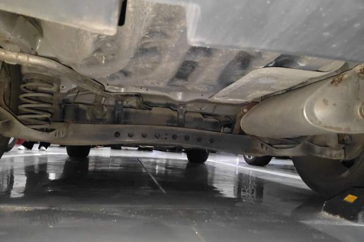 Used Roewe i6 2020 PLUS 1.6L CVT 4G Connected Glory Flagship Edition Chassis Rear