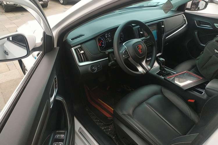 Used Roewe i6 2020 PLUS 1.6L CVT 4G Connected Glory Flagship Edition Driver Seat