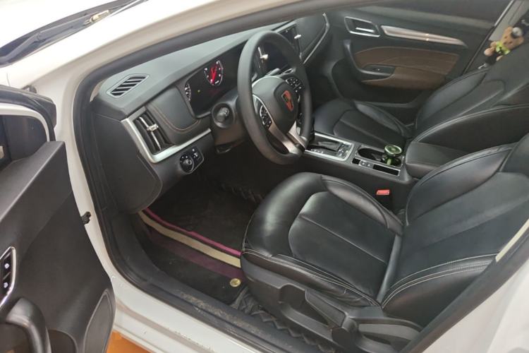 Used Roewe i6 2020 PLUS 1.6L CVT 4G Connected Glory Luxury Edition Driver Seat