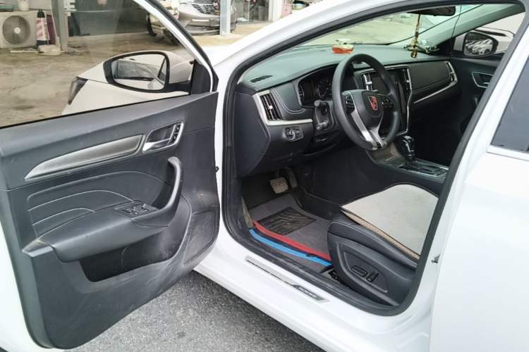 Used Roewe i6 2020 PLUS 1.6L CVT 4G Connected Glory Flagship Edition Driver Seat