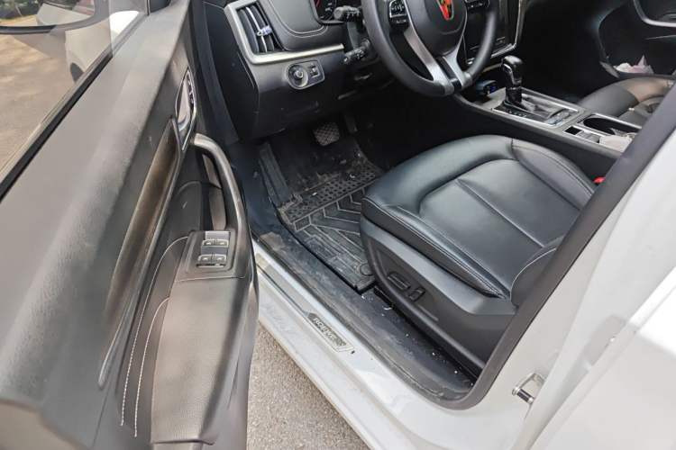Used Roewe i6 2020 PLUS 1.6L CVT 4G Connected Glory Flagship Edition Driver Seat