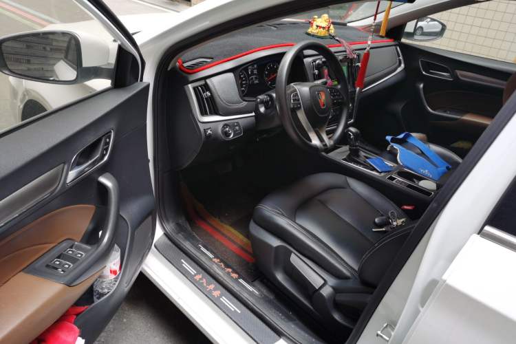 Used Roewe i6 2020 PLUS 1.6L CVT 4G Connected Glory Luxury Edition Driver Seat